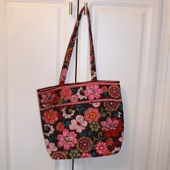 Vera Bradley Bundle: Backpack, tote, wallet, and small crossbody purse - Picture 13 of 16